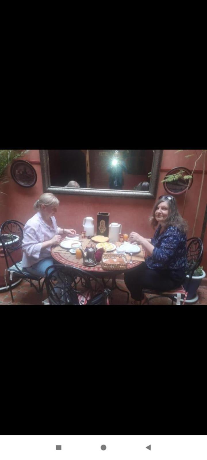 Hanafi Bed and breakfast